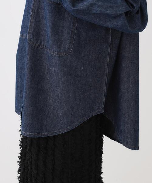 Cutie Blonde（キューティーブロンド）の「【洗える/S-LL】BIGポケット オーバーサイズデニムシャツ（シャツ/ブラウス・レディース・ライトブルー/ネイビー/ブルー・03/02/01/04）」の21枚目の写真