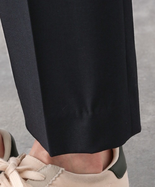 GLOBAL WORK（グローバルワーク）の「ウツクシルエットプレミアムスリムテーパードパンツ/147669（その他パンツ・レディース・ベージュ/ネイビー/ライトグレー/グレイッシュベージュ/ブラック・LARGE/MEDIUM/SMALL/X-SMALL/X-LARGE/XX-LARGE）」の15枚目の写真