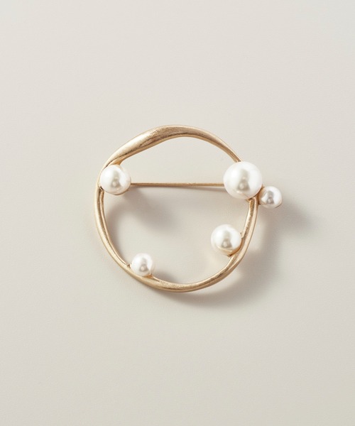 GOLDY(ゴールディ)の「ランダム パール サークル ブローチ(ブローチ/コサージュ・レディース・ゴールド/シルバー/ゴールド系その他/シルバー系その他・FREE)」の8枚目の写真