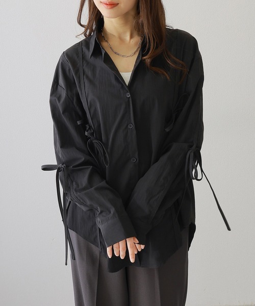 Lace Ladies(レースレディース)の「ソリッドカラー ドロスト付き オーバーサイジング 長袖 ブラウス(シャツ/ブラウス・レディース・ライトグレー/ベージュ/ブラック/チャコールグレー・FREE/S)」の1枚目の写真