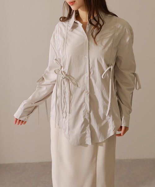 Lace Ladies(レースレディース)の「ソリッドカラー ドロスト付き オーバーサイジング 長袖 ブラウス(シャツ/ブラウス・レディース・ライトグレー/ベージュ/ブラック/チャコールグレー・FREE/S)」の13枚目の写真