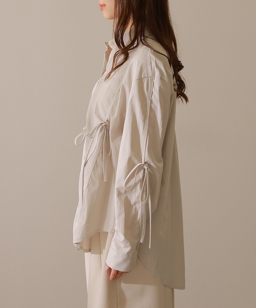 Lace Ladies(レースレディース)の「ソリッドカラー ドロスト付き オーバーサイジング 長袖 ブラウス(シャツ/ブラウス・レディース・ライトグレー/ベージュ/ブラック/チャコールグレー・FREE/S)」の15枚目の写真