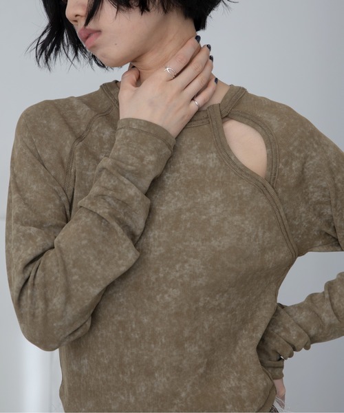 VACANCY(ヴァカンシー)の「ケミカル加工リブトップス(Tシャツ/カットソー・レディース・ブラック/カーキ・FREE)」の10枚目の写真