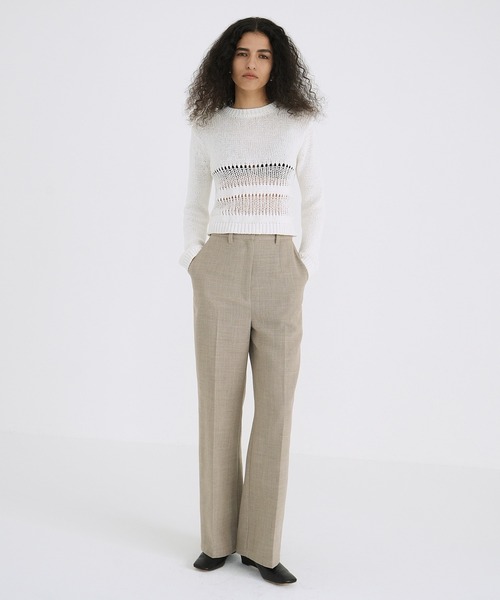 CLANE(クラネ)の「CENTER CLEASE STRAIGHT PANTS(その他パンツ・レディース・ベージュ/アイボリー/ネイビー・2/1/0)」の6枚目の写真