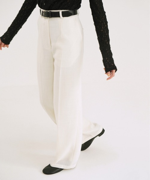 CLANE(クラネ)の「CENTER CLEASE STRAIGHT PANTS(その他パンツ・レディース・ベージュ/アイボリー/ネイビー・2/1/0)」の21枚目の写真