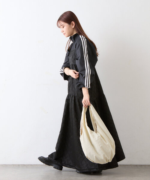 Actually（アクチュアリー）の「ナイロンギャザーマルシェバッグ（トートバッグ・レディース・アイボリー/ブラック/グリーン・0）」の9枚目の写真