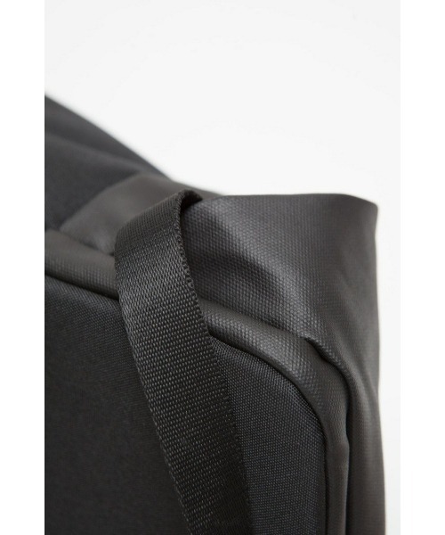 Cote&Ciel（コートエシエル）の「cote&ciel / TIMSAH Memory Tech Black バックパック / CC-28673（バックパック/リュック・メンズ・ブラック・FREE）」の8枚目の写真