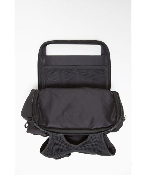 Cote&Ciel（コートエシエル）の「cote&ciel / TIMSAH Memory Tech Black バックパック / CC-28673（バックパック/リュック・メンズ・ブラック・FREE）」の6枚目の写真