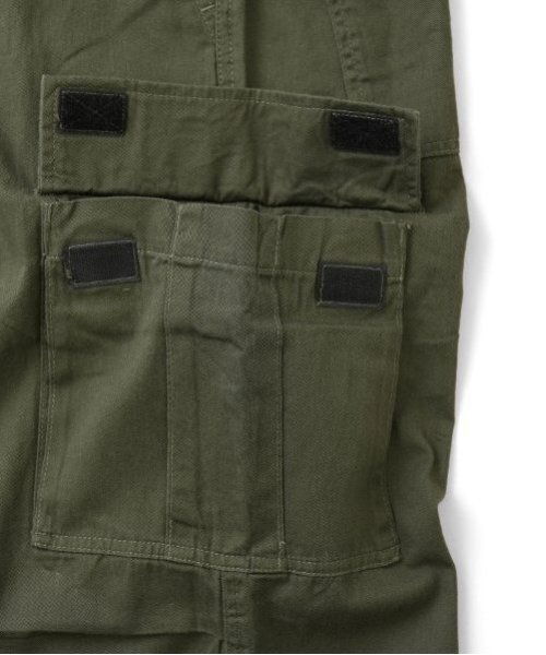 GLAZOS（グラソス）の「【大人向けサイズあり】コットンツイル・ワイドカーゴパンツ（その他パンツ・キッズ・ブラック/カーキ・LL/M/L/S）」の10枚目の写真