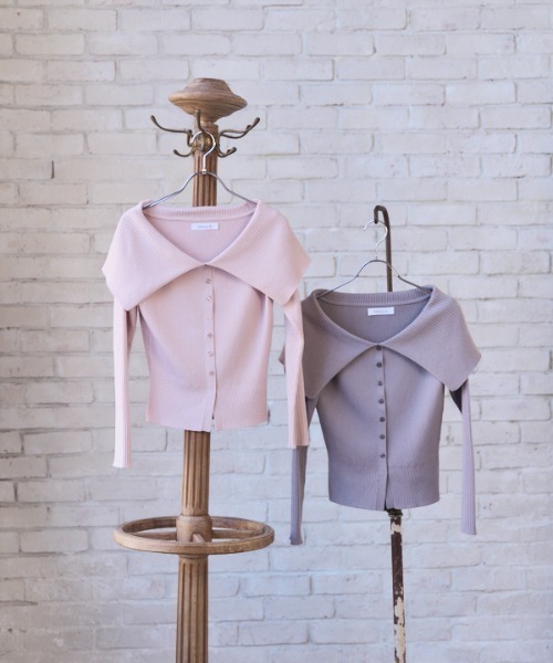 Meline M(メリンエム)の「Soft Knit Shoulder Top ソフトニットショルダートップ(ニット/セーター・レディース・ライトグレー/ピンク系・FREE)」の3枚目の写真