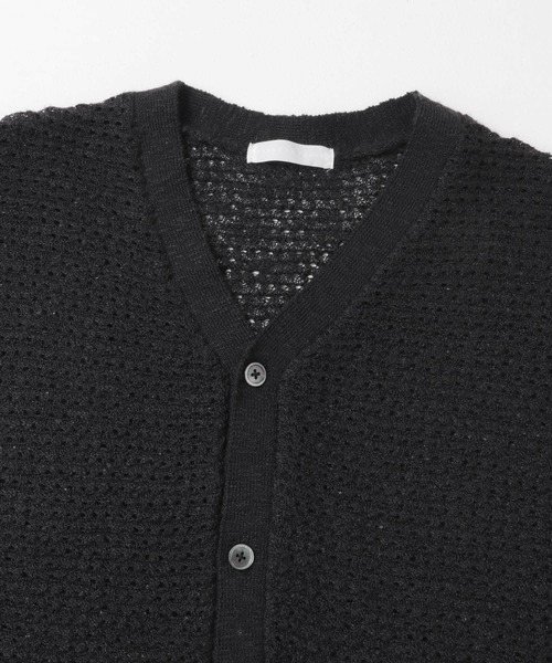 SENSE OF PLACE by URBAN RESEARCH(センスオブプレイスバイアーバンリサーチ)の「『ユニセックス』『洗濯可』シアーVネックカーディガン(カーディガン/ボレロ・メンズ・ブラック/ミント/レッド・MEDIUM/LARGE)」の12枚目の写真