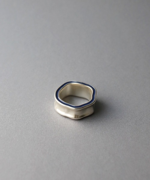 TEN.（テン）の「SILVER925 ファネルリング（リング・レディース・ネイビー/ダークブラウン/ホワイト/ピンク・#13/#15/#11/#9）」の4枚目の写真