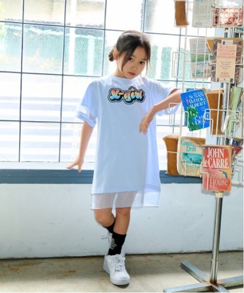 X-girl Stages（エックスガールステージス）の「グラフィティロゴメッシュ切替Tワンピース（ワンピース・キッズ・ライトブルー/ブラック/オフホワイト・130cm/140cm/120cm/100cm/110cm/90cm/80ｃｍ）」の3枚目の写真