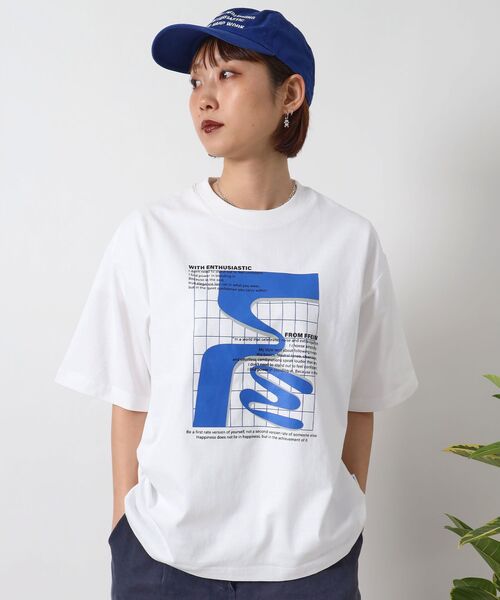 FFEIN（フェイン）の「【FFEIN（フェイン）】アートデザインショート丈Tシャツ / Tシャツ 短丈 クルーネック 半袖（Tシャツ/カットソー・メンズ・ブラック/ホワイト/アッシュグレー/レッド・SMALL/MEDIUM/LARGE）」の2枚目の写真