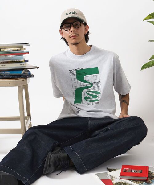 FFEIN（フェイン）の「【FFEIN（フェイン）】アートデザインショート丈Tシャツ / Tシャツ 短丈 クルーネック 半袖（Tシャツ/カットソー・メンズ・ブラック/ホワイト/アッシュグレー/レッド・SMALL/MEDIUM/LARGE）」の21枚目の写真