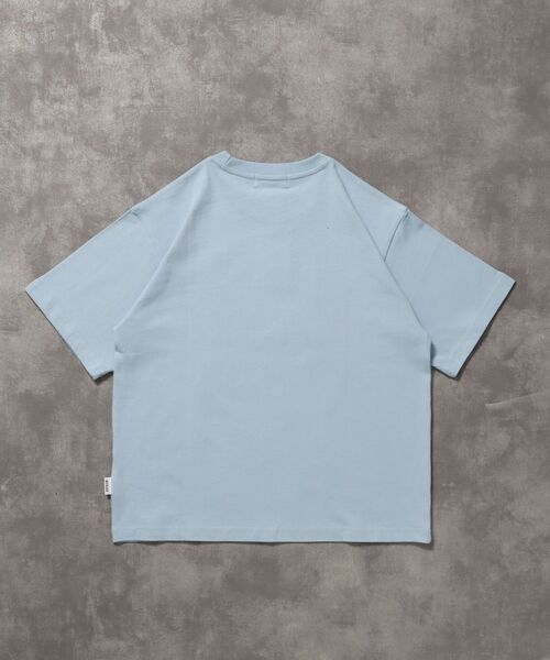 FFEIN（フェイン）の「【FFEIN（フェイン）】アートデザインショート丈Tシャツ / Tシャツ 短丈 クルーネック 半袖（Tシャツ/カットソー・メンズ・ブラック/ホワイト/アッシュグレー/レッド/モカ/ライトブルー・SMALL/MEDIUM/LARGE）」の10枚目の写真