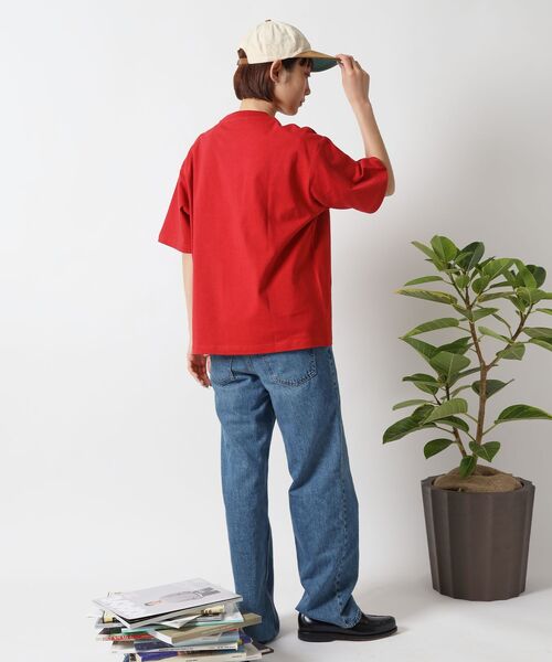 FFEIN(フェイン)の「【FFEIN(フェイン)】アートデザインショート丈Tシャツ / Tシャツ 短丈 クルーネック 半袖(Tシャツ/カットソー・メンズ・ブラック/ホワイト/アッシュグレー/レッド/モカ/ライトブルー・SMALL/MEDIUM/LARGE)」の7枚目の写真