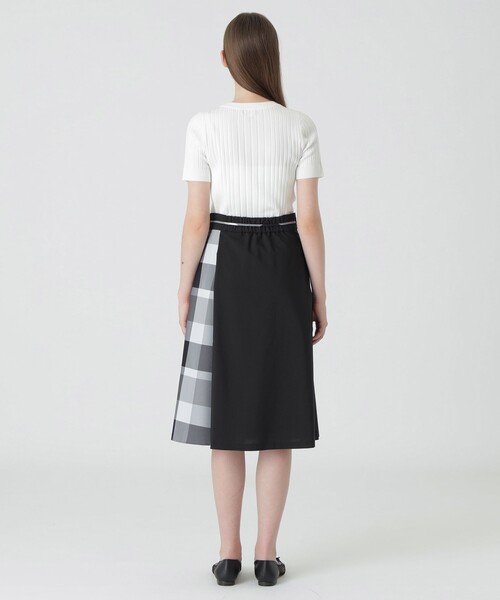 BLUE LABEL CRESTBRIDGE(ブルーレーベルクレストブリッジ)の「パーシャルチェックスカート(スカート・レディース・ブラック/ブルー/ベージュ系その他・38/36)」の7枚目の写真