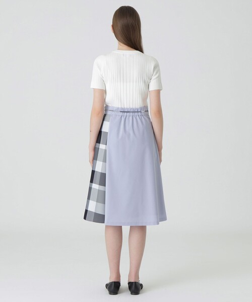 BLUE LABEL CRESTBRIDGE(ブルーレーベルクレストブリッジ)の「パーシャルチェックスカート(スカート・レディース・ブラック/ブルー/ベージュ系その他・38/36)」の14枚目の写真