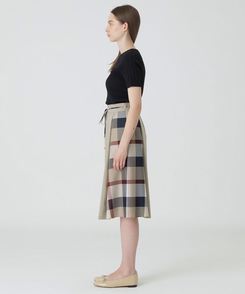 BLUE LABEL CRESTBRIDGE(ブルーレーベルクレストブリッジ)の「パーシャルチェックスカート(スカート・レディース・ブラック/ブルー/ベージュ系その他・38/36)」の20枚目の写真