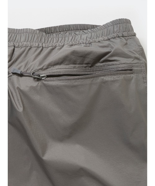 DAIWA PIER39（ダイワピア39）の「DAIWA PIER39 TECH WIND SHELL SHORTS BP-21025（その他パンツ・メンズ・チャコールグレー/カーキ/ブラック・X-LARGE/LARGE/MEDIUM/SMALL）」の7枚目の写真