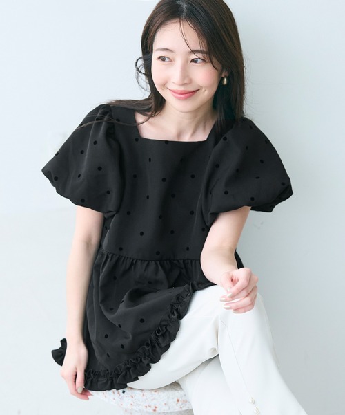 coca(coca)(コカ)の「【WEB限定セール】フロッキードットブラウス(シャツ/ブラウス・レディース・ベージュ/ブラック・M/L)」の6枚目の写真