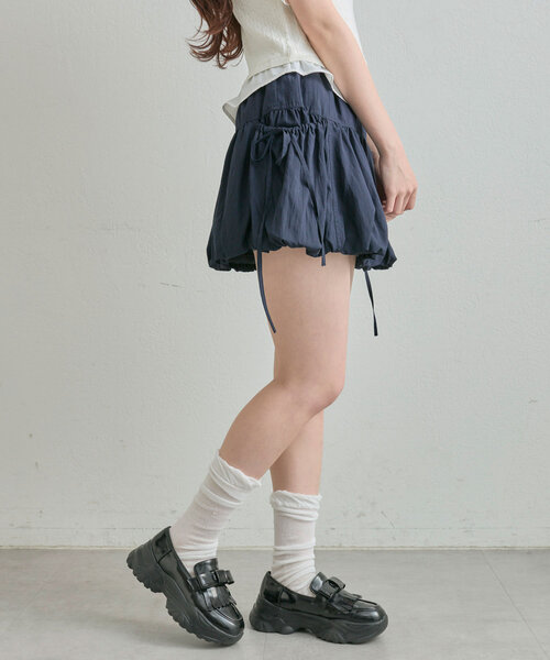 OLIVE des OLIVE（オリーブデオリーブ）の「リボンポケットバルーンスカート（スカート・レディース・ネイビー/キャメル/カーキ/オフホワイト・FREE）」の12枚目の写真