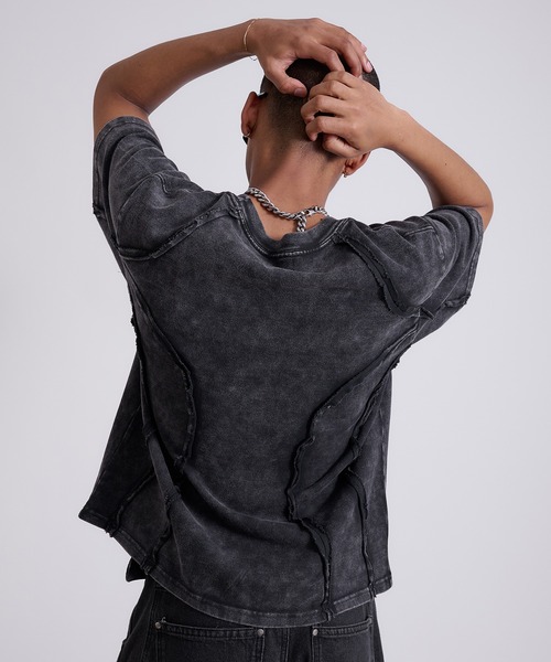ANDER HUNK(アンダーハンク)の「Overdyed Inside-out T-shirt/オーバーダイインサイドアウトTシャツ(Tシャツ/カットソー・メンズ・グレー/レッド/ブラック・SMALL/MEDIUM/LARGE)」の5枚目の写真