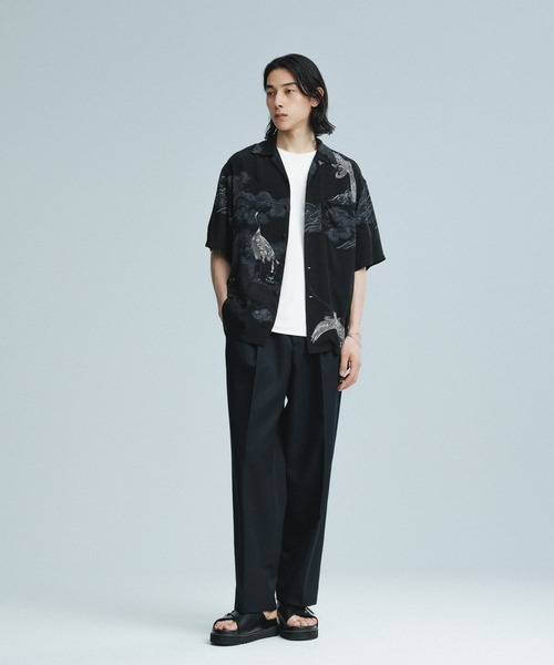 ADAM ET ROPE'（アダムエロペ）の「《BLACK/WHITE》ボックスシルエット プレミアム アロハ シャツ（シャツ/ブラウス・メンズ・ブラック系その他3/スミクロ・M/L）」の7枚目の写真