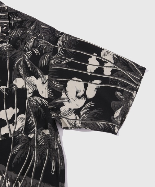 ADAM ET ROPE'（アダムエロペ）の「《BLACK/WHITE》ボックスシルエット プレミアム アロハ シャツ（シャツ/ブラウス・メンズ・ブラック系その他3/スミクロ・M/L）」の21枚目の写真