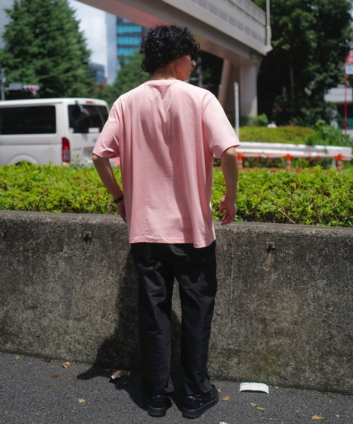 RVCA(ルーカ)の「RVCA メンズ CONACT SS Tシャツ 【2025年夏モデル】/ルーカフロントプリント半袖Tシャツ(Tシャツ/カットソー・メンズ・ブラック/ピンク系その他/ホワイト・SMALL/LARGE/X-LARGE/MEDIUM)」の18枚目の写真