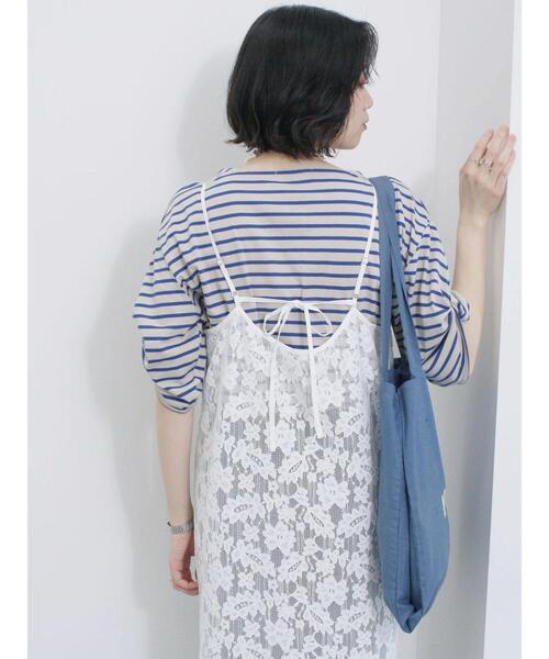 Samansa Mos2 blue(サマンサモスモスブルー)の「メッシュレースキャミワンピース(ワンピース・レディース・オフホワイト/ブラック/サックスブルー・F)」の16枚目の写真