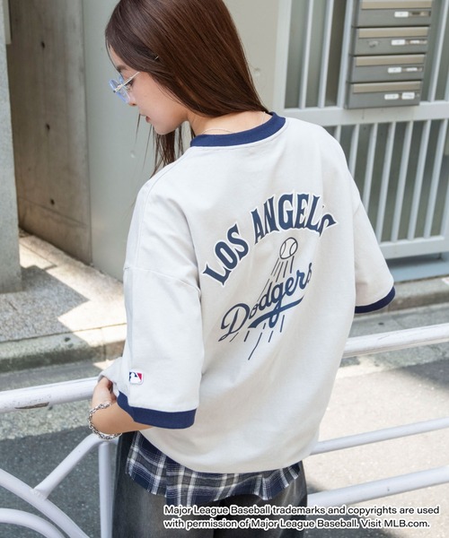 MLB（メジャーリーグベースボール）の「∴WEGO/MLB別注リンガーグラフィックT（Tシャツ/カットソー・メンズ・ブラウン/アッシュグレー/ブラック・MEDIUM/LARGE）」の9枚目の写真