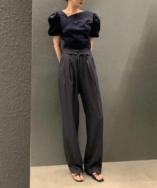 on:nue（オンニュ）の「【on:nue】ウエストループダブルタックスラックスパンツ（スラックス・レディース・ブラック/グレー/ベージュ・FREE）」の8枚目の写真