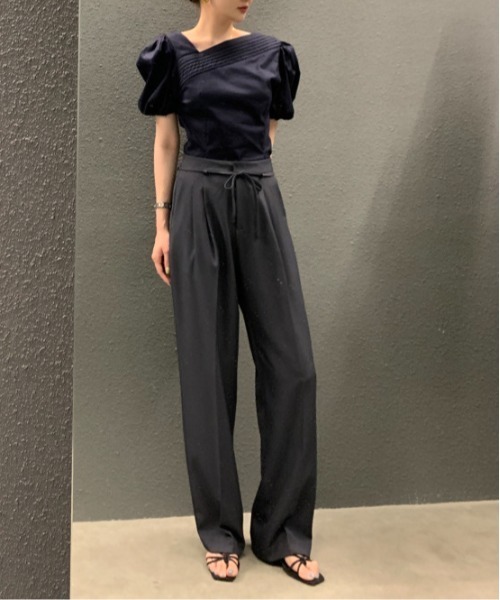 on:nue（オンニュ）の「【on:nue】ウエストループダブルタックスラックスパンツ（スラックス・レディース・ブラック/グレー/ベージュ・FREE）」の9枚目の写真