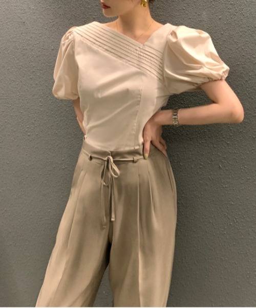 on:nue（オンニュ）の「【on:nue】ウエストループダブルタックスラックスパンツ（スラックス・レディース・ブラック/グレー/ベージュ・FREE）」の15枚目の写真