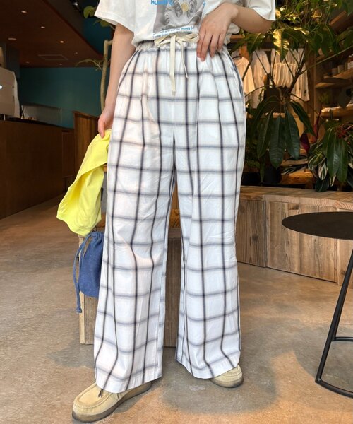 CIAOPANIC TYPY（チャオパニックティピー）の「【UNISEX】オンブレチェックイージーパンツ（その他パンツ・レディース・ネイビー/ホワイト/レッド・MEDIUM/LARGE）」の4枚目の写真