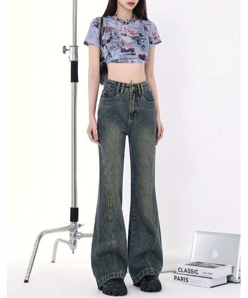 ARCHIVER（アーカイバ）の「【Lp】オーバーダイスタッズフレアデニムパンツ（デニムパンツ・レディース・ブルー・SMALL/MEDIUM/LARGE）」の2枚目の写真