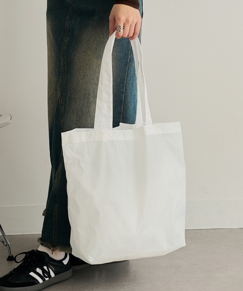 United Athle(ユナイテッドアスレ)の「【United Athle】ライトナイロン リップストップ トートバッグ M 1422(トートバッグ・レディース・ロイヤルブルー/オレンジ/サンドベージュ/ミント/オフホワイト/オリーブ/ネイビー/ブラック・FREE)」の2枚目の写真