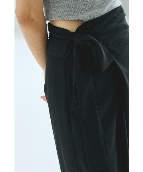 marjour(マージュール)の「WRAP PANTS(その他パンツ・レディース・モスグリーン/ブラック・M)」の14枚目の写真