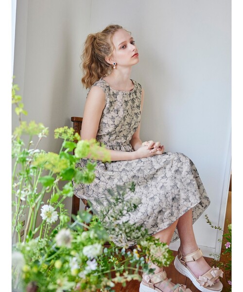 トッカバンビーニ TOCCA 花柄刺繍 ワンピース 130 TOCCA BAMBINI