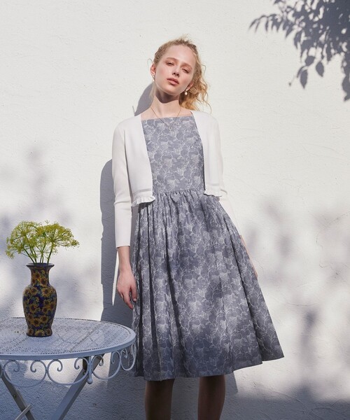 TOCCA（トッカ）の「CHAMBRAY GARDEN ドレス（ワンピース・レディース・ブラック系7/ブルー系7・0/2/4/6）」の5枚目の写真