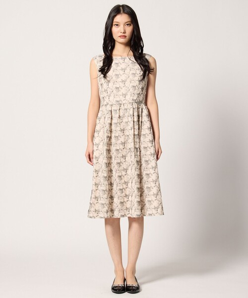 TOCCA（トッカ）の「CHAMBRAY GARDEN ドレス（ワンピース・レディース・ブラック系7/ブルー系7・0/2/4/6）」の7枚目の写真