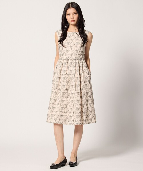 セール】 【一部店舗限定カラーあり・洗える】RAVISHING CLOVERS