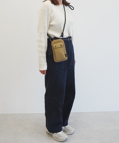 UNTRACK(アントラック)の「UNTRACK CITY/3LS ショルダーバッグ スマホケース 60371(ショルダーバッグ・メンズ・ブラック/カーキ/ベージュ・FREE)」の11枚目の写真