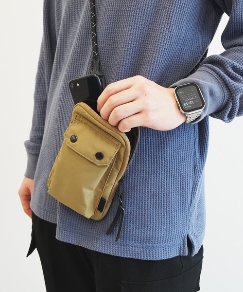 UNTRACK(アントラック)の「UNTRACK CITY/3LS ショルダーバッグ スマホケース 60371(ショルダーバッグ・メンズ・ブラック/カーキ/ベージュ・FREE)」の14枚目の写真