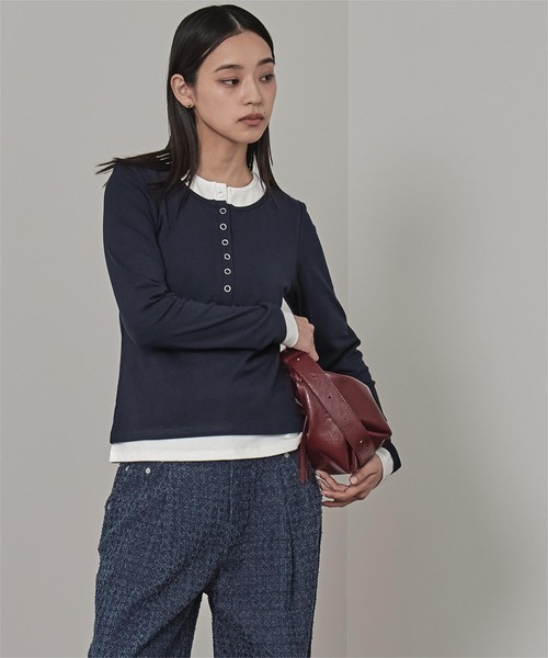 miette（ミエット）の「レイヤード風ヘンリーネックトップス（Tシャツ/カットソー・レディース・ネイビー/レッド/アイボリー/ブラック/チャコール/ライトグレー/ブラウン・L/M）」の20枚目の写真