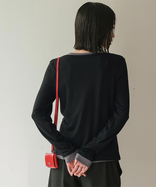 miette（ミエット）の「レイヤード風ヘンリーネックトップス（Tシャツ/カットソー・レディース・ネイビー/レッド/アイボリー/ブラック/チャコール/ライトグレー/ブラウン・L/M）」の16枚目の写真