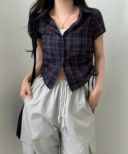 VIBGYOR(ヴィブジョー)の「サイドドロストシャーリングチェックシャツ 半袖(CZ)(Tシャツ/カットソー・レディース・ネイビー/ホワイト・FREE)」の12枚目の写真