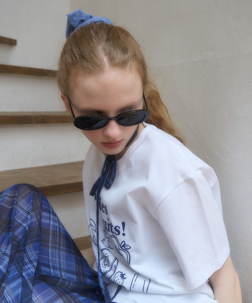 Birthday room(バースデイルーム)の「オーバルサングラス/oval sunglasses(サングラス・レディース・ブラウン/ブラック・FREE)」の4枚目の写真